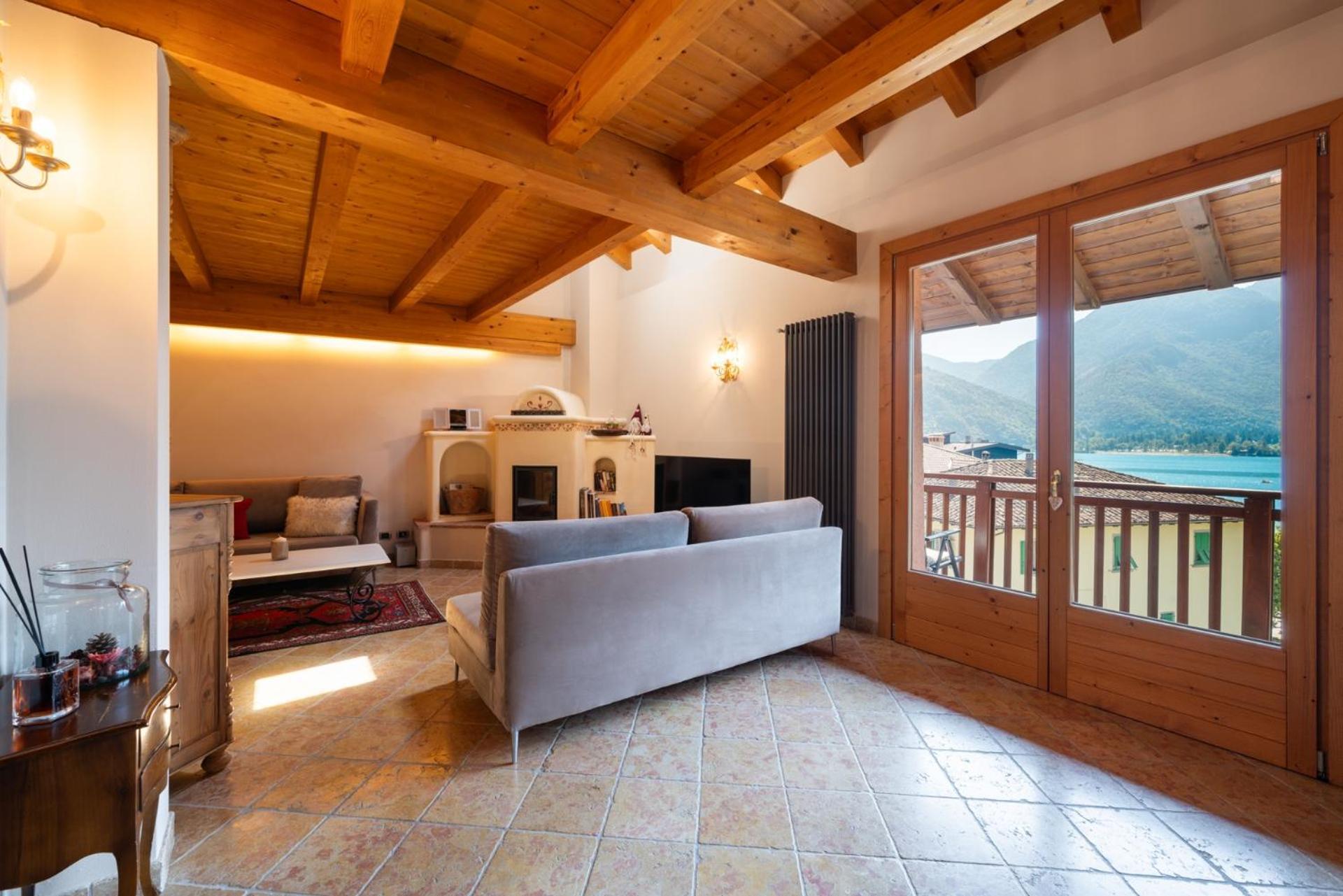 Apartament Casa Monica Ledro Attico Mezzolago Zewnętrze zdjęcie